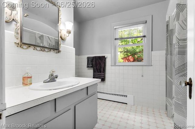 1432 E Park Place, Ann Arbor, MI 48104