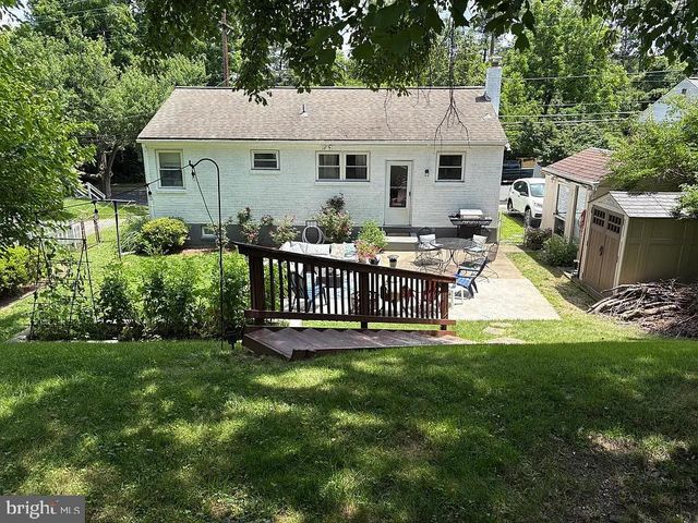708 1ST ST, Rockville, MD 20851