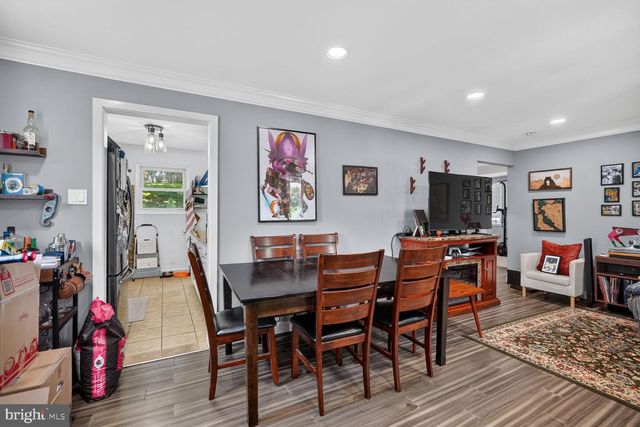 708 1ST ST, Rockville, MD 20851
