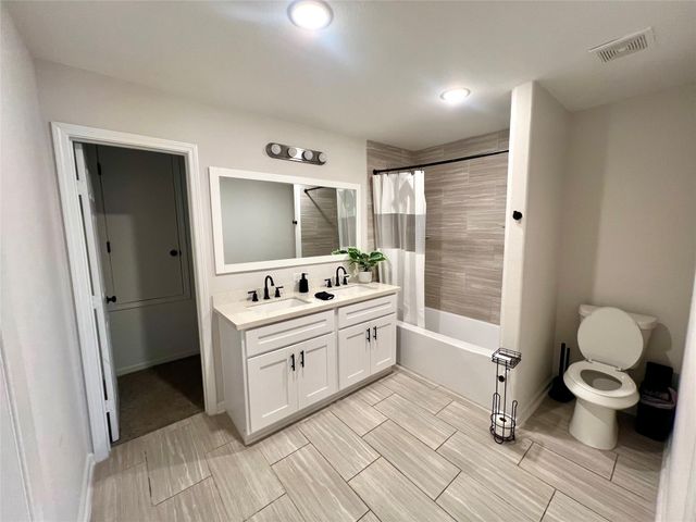 6211 Fairchild Street, Houston, TX 77028