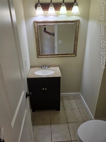 21047 W Glen Haven Circle, Northville, MI 48167