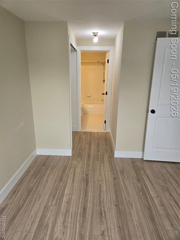 21047 W Glen Haven Circle, Northville, MI 48167