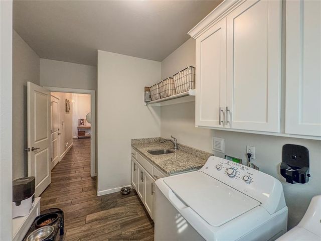 4304 St Augustine Street, Mustang, OK 73064