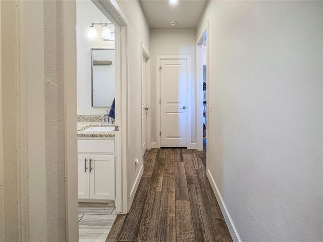 4304 St Augustine Street, Mustang, OK 73064