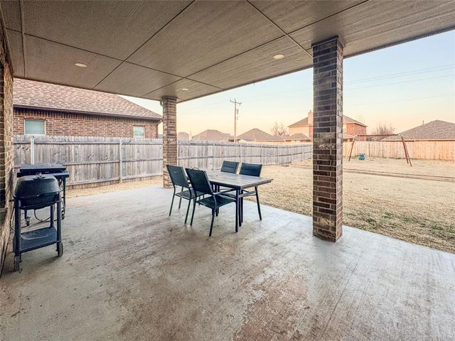 4304 St Augustine Street, Mustang, OK 73064