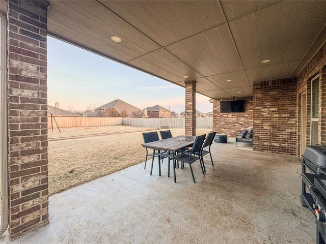 4304 St Augustine Street, Mustang, OK 73064