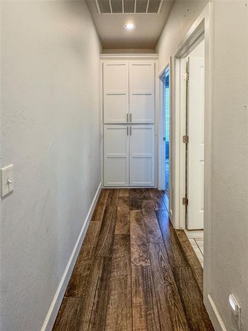 4304 St Augustine Street, Mustang, OK 73064
