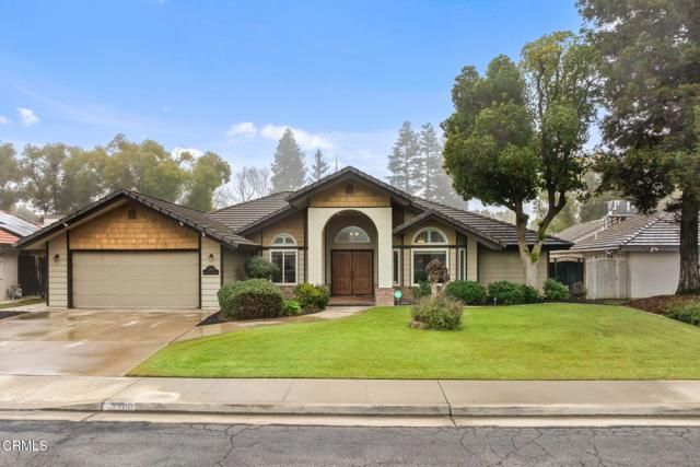 2200 Gambel Oak Way, Bakersfield, CA 93311