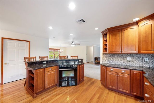 1 Van Avenue, Port Jervis, NY 12771