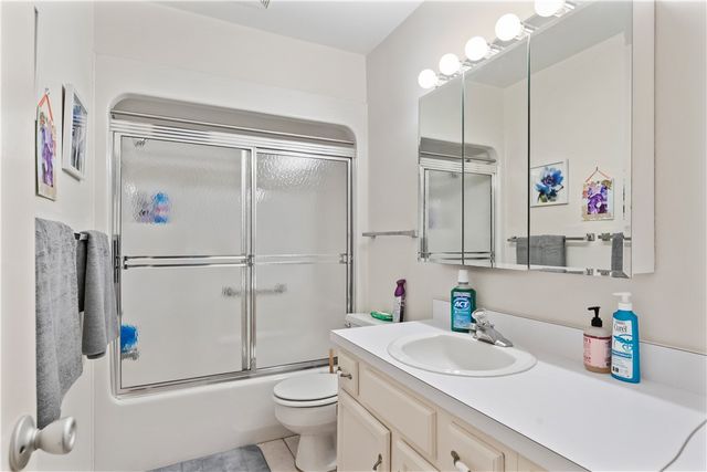 5 Vista Palm Lane 101, Vero Beach, FL 32962