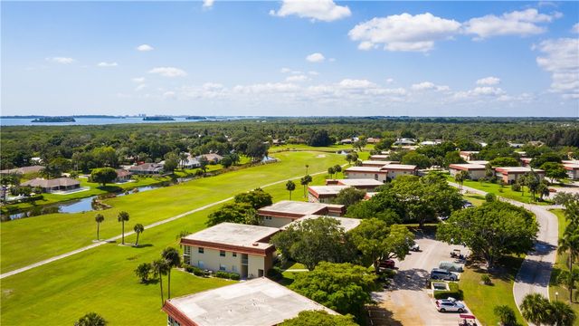 5 Vista Palm Lane 101, Vero Beach, FL 32962