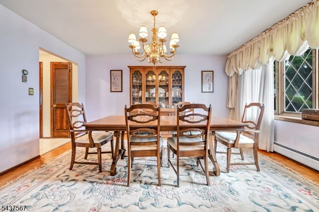 7 Glendale Ln, Fairfield Twp., NJ 07004
