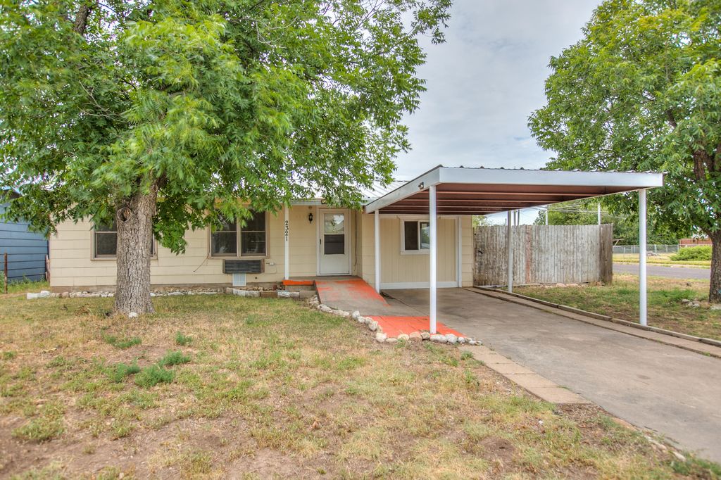 Image 1 of property listing at 2321 Jomar Street, San Angelo, TX 76901