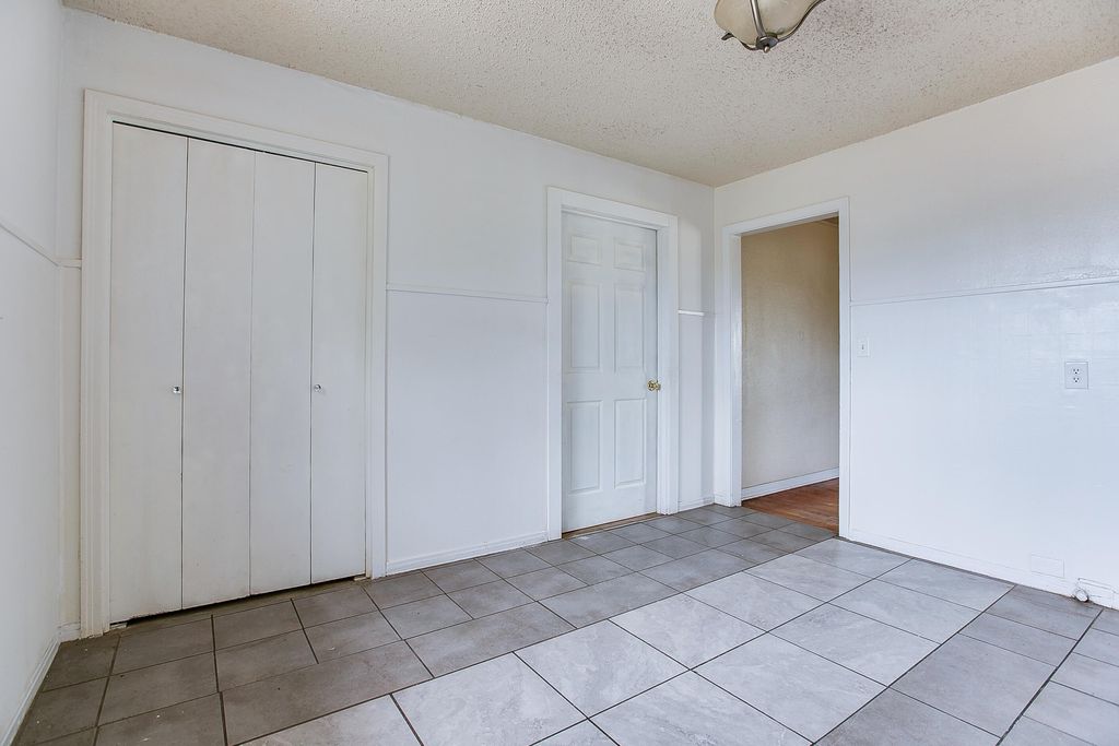Image 8 of property listing at 2321 Jomar Street, San Angelo, TX 76901