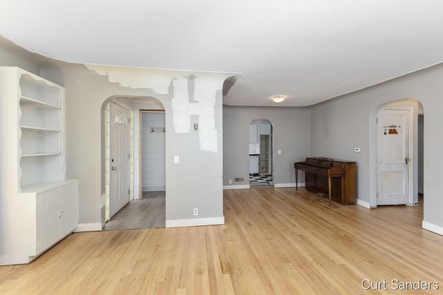 563 Ferris Street, Grand Rapids, MI 49544