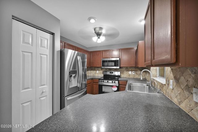 436 MANGO Circle, Jacksonville, FL 32095