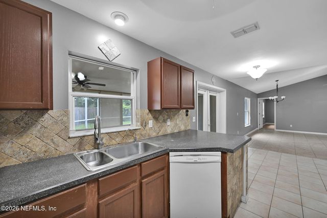 436 MANGO Circle, Jacksonville, FL 32095