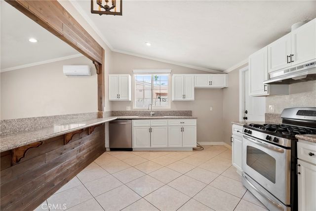 19124 Drycliff Street, Canyon Country, CA 91351