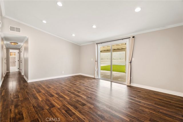 19124 Drycliff Street, Canyon Country, CA 91351