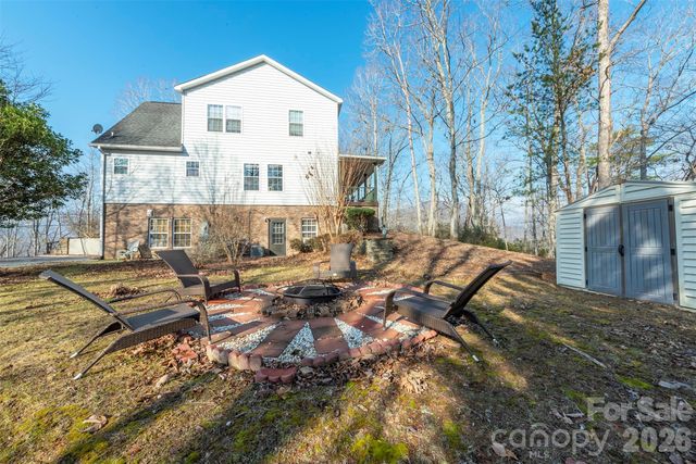 192 Buzzards Place, Lake Lure, NC 28746