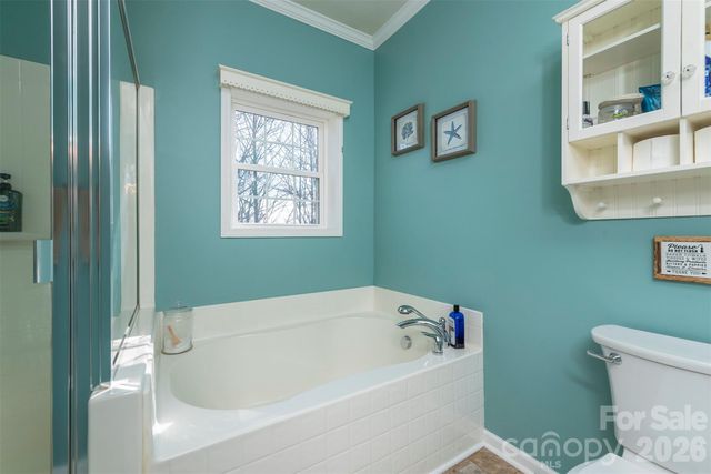 192 Buzzards Place, Lake Lure, NC 28746