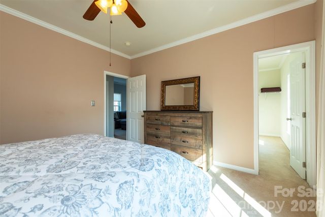 192 Buzzards Place, Lake Lure, NC 28746