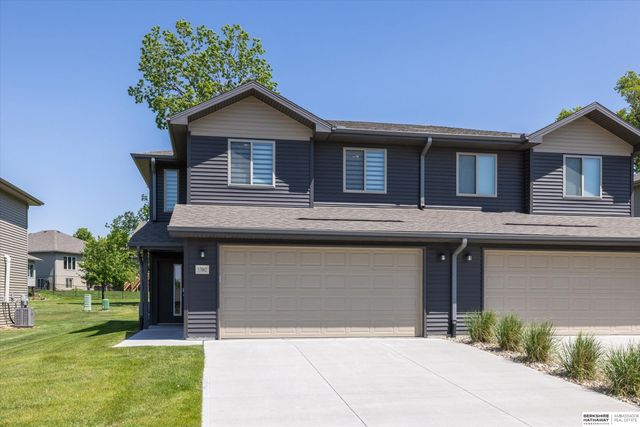 17062 Hawthorne Avenue, Omaha, NE 68118