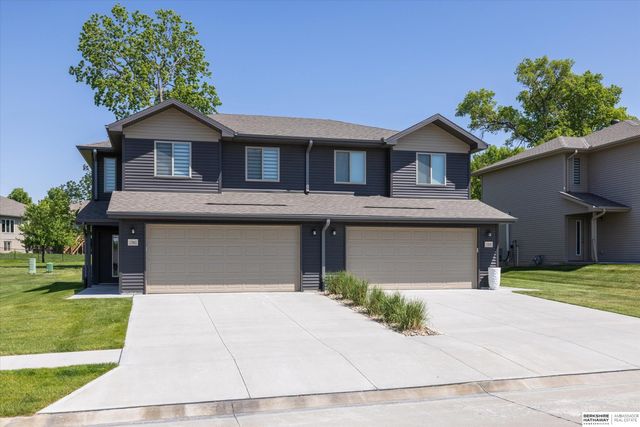 17062 Hawthorne Avenue, Omaha, NE 68118