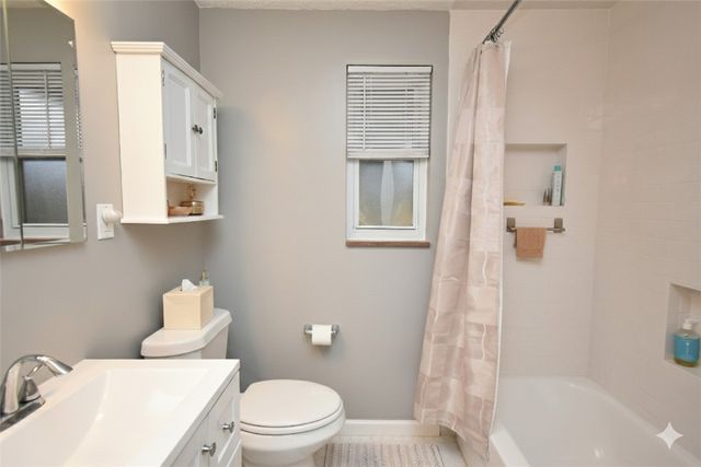 575 Somerville Drive, Scott Twp, PA 15243