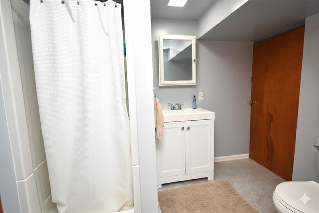 575 Somerville Drive, Scott Twp, PA 15243