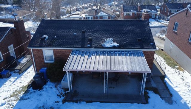 575 Somerville Drive, Scott Twp, PA 15243