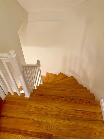 123 Thorndike 2L, Cambridge, MA 02141