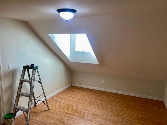 123 Thorndike 2L, Cambridge, MA 02141