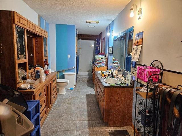 918 120 Street, Redfield, KS 66769