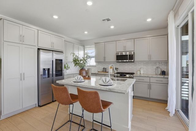 6468 Rosebay Court, Dublin, CA 94568