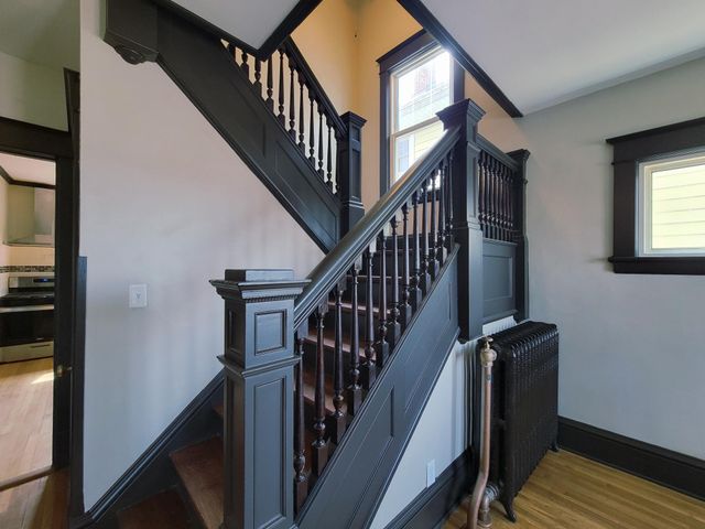 1006 Laurel Avenue, Saint Paul, MN 55104