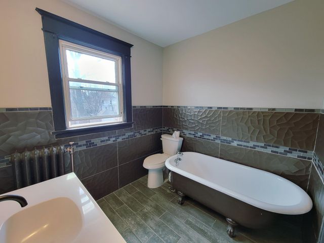 1006 Laurel Avenue, Saint Paul, MN 55104