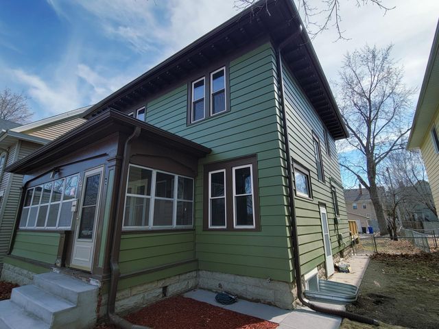 1006 Laurel Avenue, Saint Paul, MN 55104