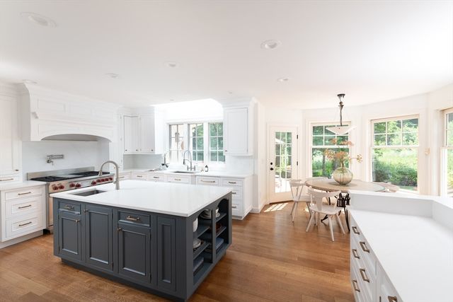 46 Black Burnian Road, Weston, MA 02493