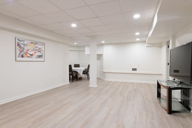 46 Black Burnian Road, Weston, MA 02493