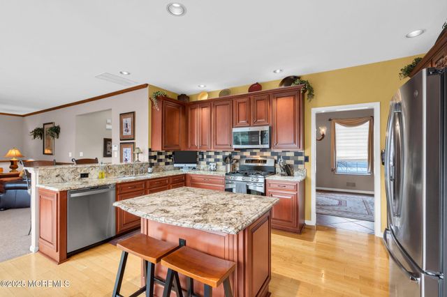 1501 Forrest Trail Circle, Toms River, NJ 08753