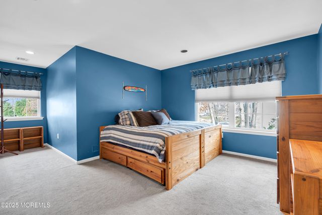 1501 Forrest Trail Circle, Toms River, NJ 08753