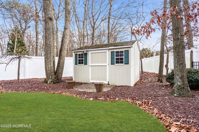 1501 Forrest Trail Circle, Toms River, NJ 08753