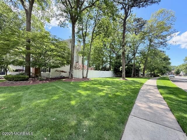 1501 Forrest Trail Circle, Toms River, NJ 08753