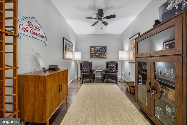 147 LONG POINT DR, Fredericksburg, VA 22406