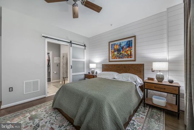 147 LONG POINT DR, Fredericksburg, VA 22406