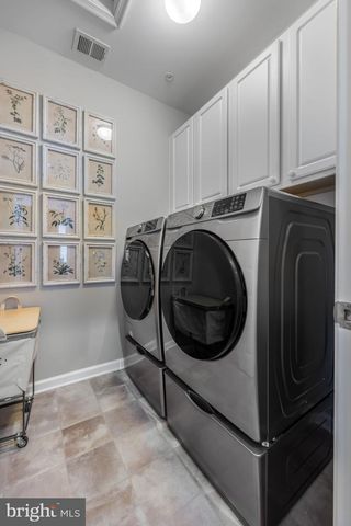 147 LONG POINT DR, Fredericksburg, VA 22406