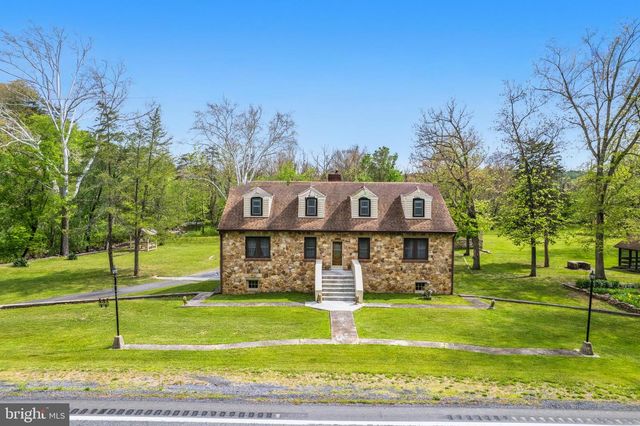 3593 & 3579 STRASBURG RD, Strasburg, VA 22657
