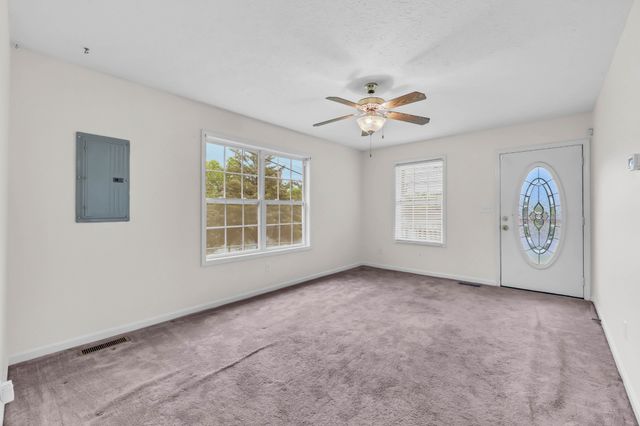 1220 Vine St, Clarksville, TN 37040
