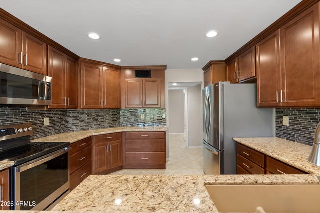 13730 W Aleppo Drive, Sun City West, AZ 85375